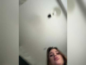 SweetyMia bongacams stream image