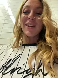 Sweet___Emily stripchat stream image