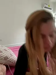 EmiliaCatalina stripchat stream image