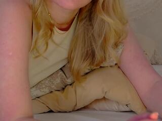 Juliajae flirt4free stream image