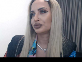 lovelyblondyx bongacams stream image