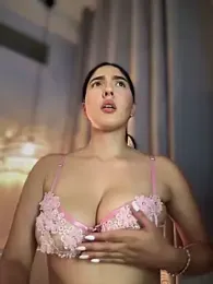 Sofia_Collins- stripchat stream image