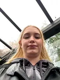 Milkyy_wway stripchat stream image