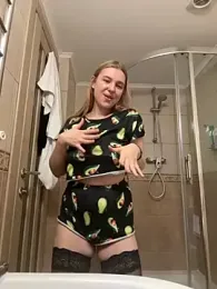 freiiaflower stripchat stream image