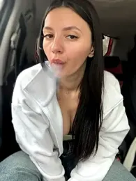 JulliaVegas stripchat stream image