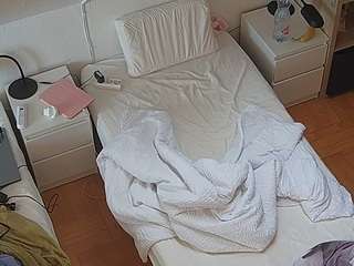 voyeurcam-julmodels-bed-7 camsoda stream image