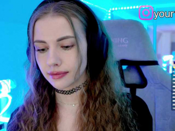 VikkiExtraCheese bongacams stream image