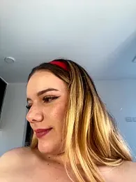 NicoleCut stripchat stream image