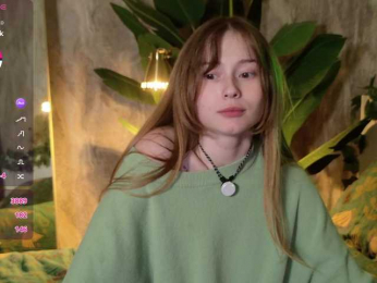 YoPixie bongacams stream image