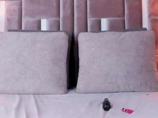 zhuyhong camsoda stream image