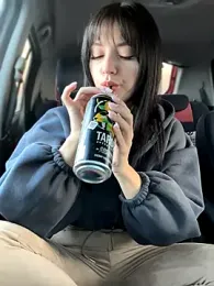 JulliaVegas stripchat stream image