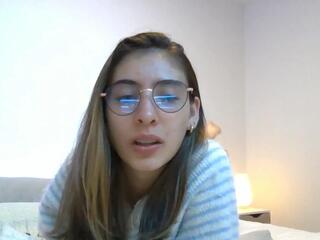 Alma Queen flirt4free stream image