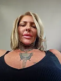 YourMommyBlair stripchat stream image