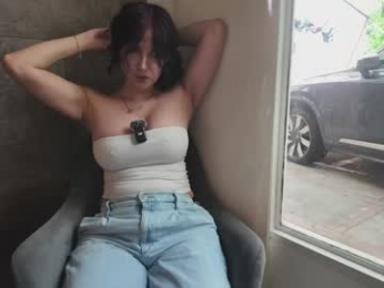 vanandjuani chaturbate stream image