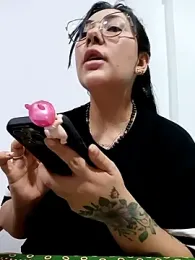 You-kitty2025 stripchat stream image