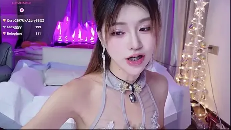 Kiki--2025 stripchat stream image