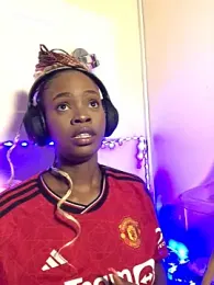 LuciousLips96 stripchat stream image