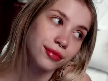 ho1yh01e chaturbate stream image