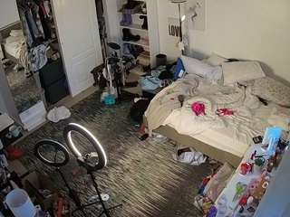 voyeurcam-hornyhostel-02 camsoda stream image