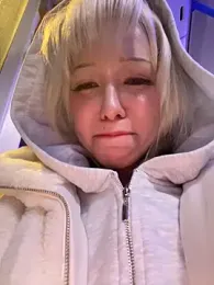 babydolll stripchat stream image