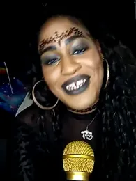 AmazonianMistress stripchat stream image