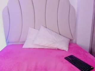 kaity-layne camsoda stream image