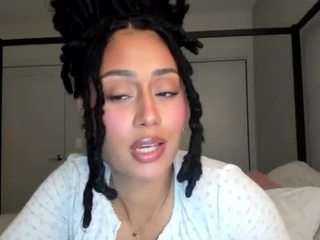 nolababy camsoda stream image