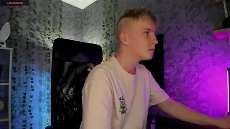 AlexxSweet stripchat stream image