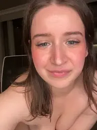 nerdynina stripchat stream image