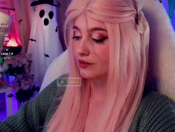 HoneyCherry bongacams stream image