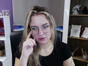 Soft-Zoey bongacams stream image