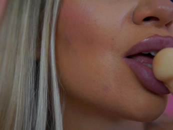 ArtTeasee bongacams stream image