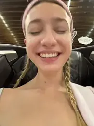 Lia__Love stripchat stream image