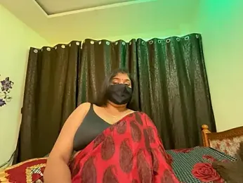 LouleyRanii stripchat stream image