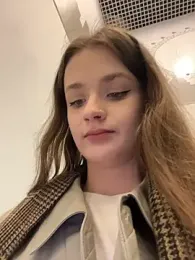 KittyQueeny stripchat stream image