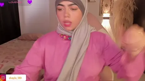 shayla_18 stripchat stream image