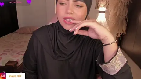 shayla_18 stripchat stream image