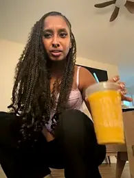 Your_Paris stripchat stream image