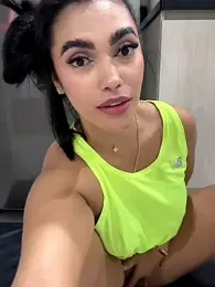 emma_andrew1 stripchat stream image