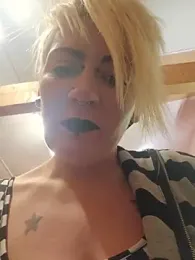 PinkTheHawk stripchat stream image