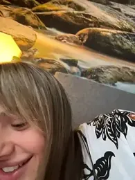 Kylie_Desire stripchat stream image