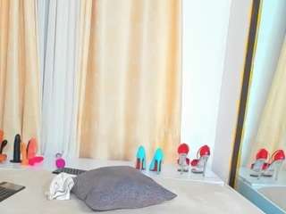 h0t-chocolate camsoda stream image