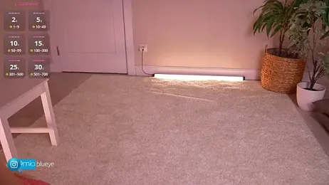 Miablueye stripchat stream image