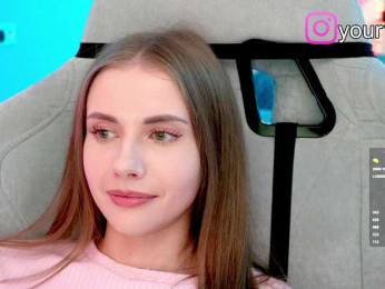 VikkiExtraCheese bongacams stream image