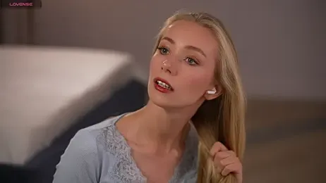 Vika54784 stripchat stream image