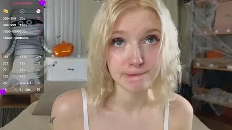 EdlaHewell stripchat stream image