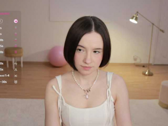 MissEssie bongacams stream image