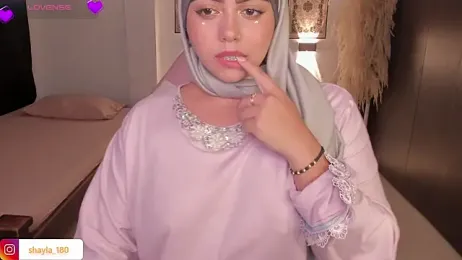 shayla_18 stripchat stream image