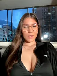 AmelieLaurent_ stripchat stream image