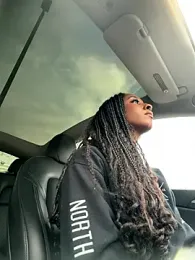 Your_Paris stripchat stream image